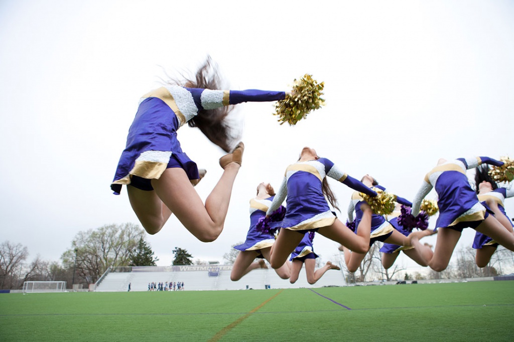 Cheerleaders jumping